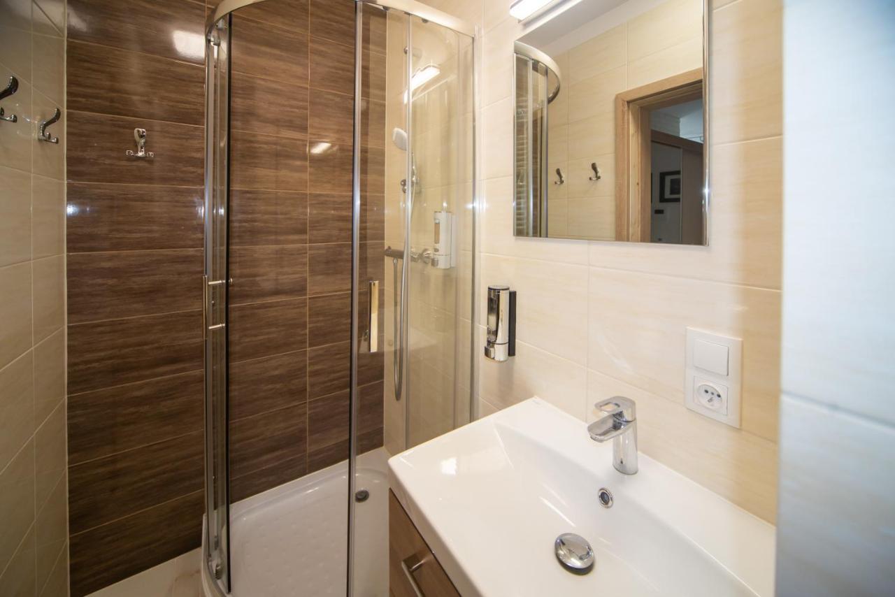 Maya'S Flats & Resorts 17 - Nadmotlawie Gdańsk Exteriör bild
